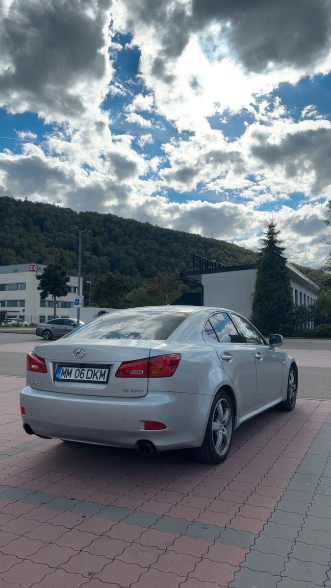 Lexus IS 250 2.5 V6