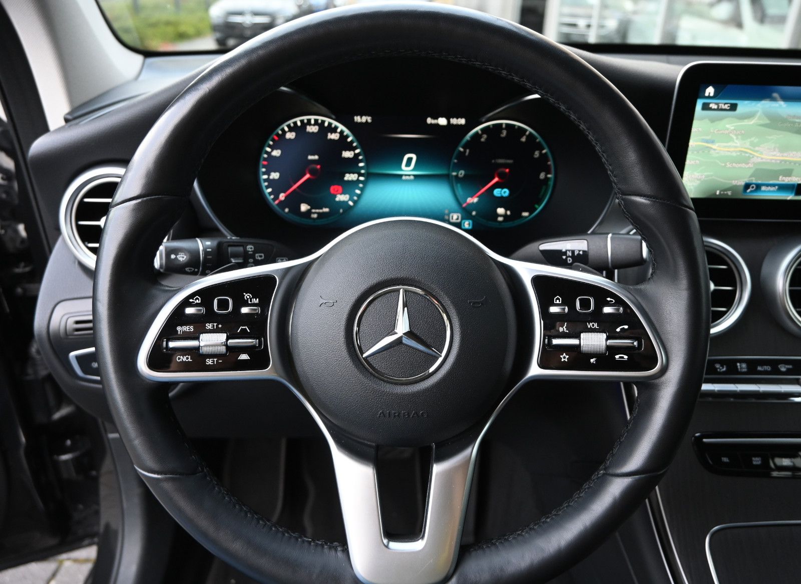 Fahrzeugabbildung Mercedes-Benz GLC 300 de 4MAT. °ACC°AHK°AIRMATIC°HUD°KEYLESS°