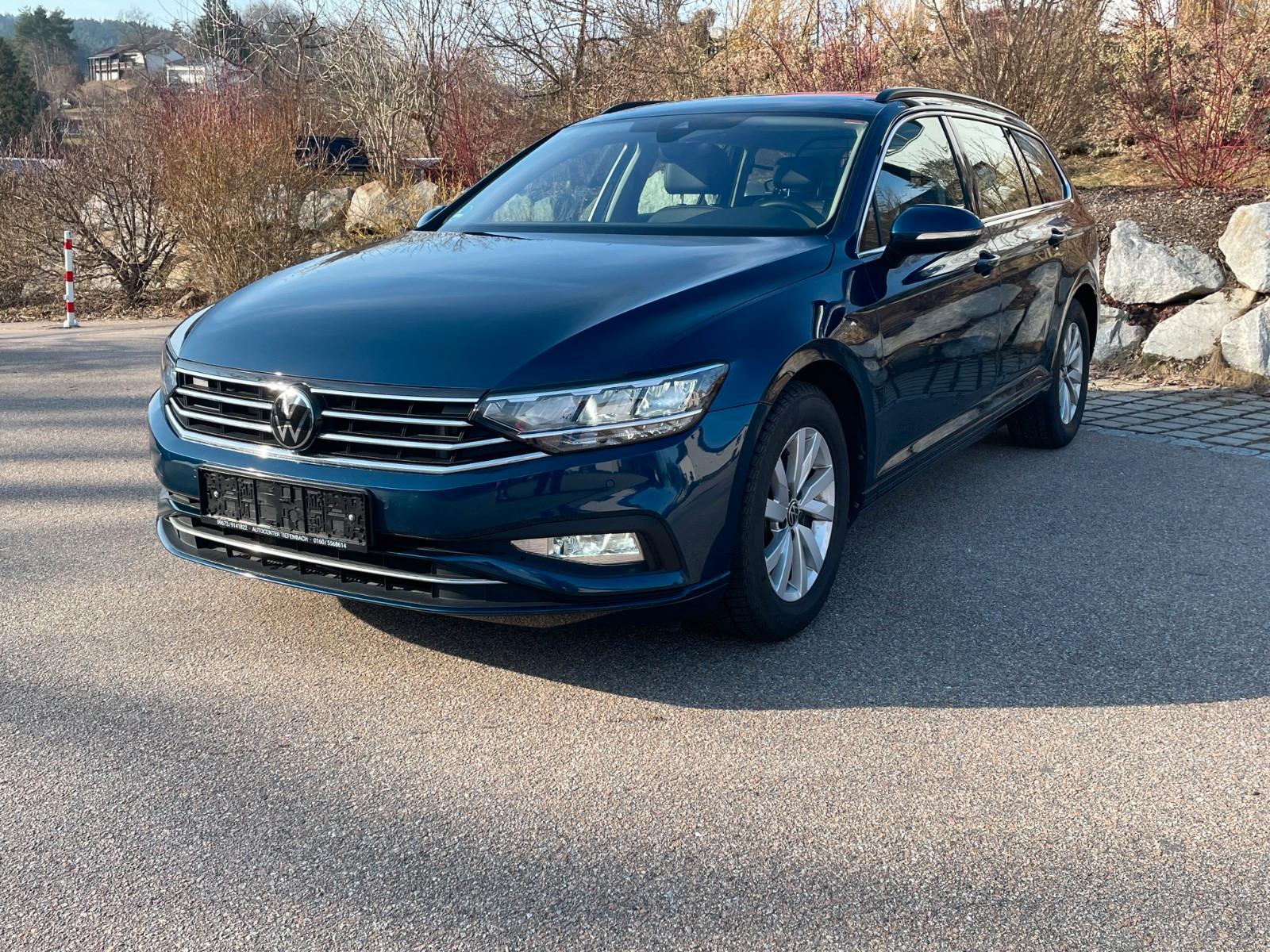 Volkswagen Passat Variant 2.0TDI Business DSG ACC LEDER APP