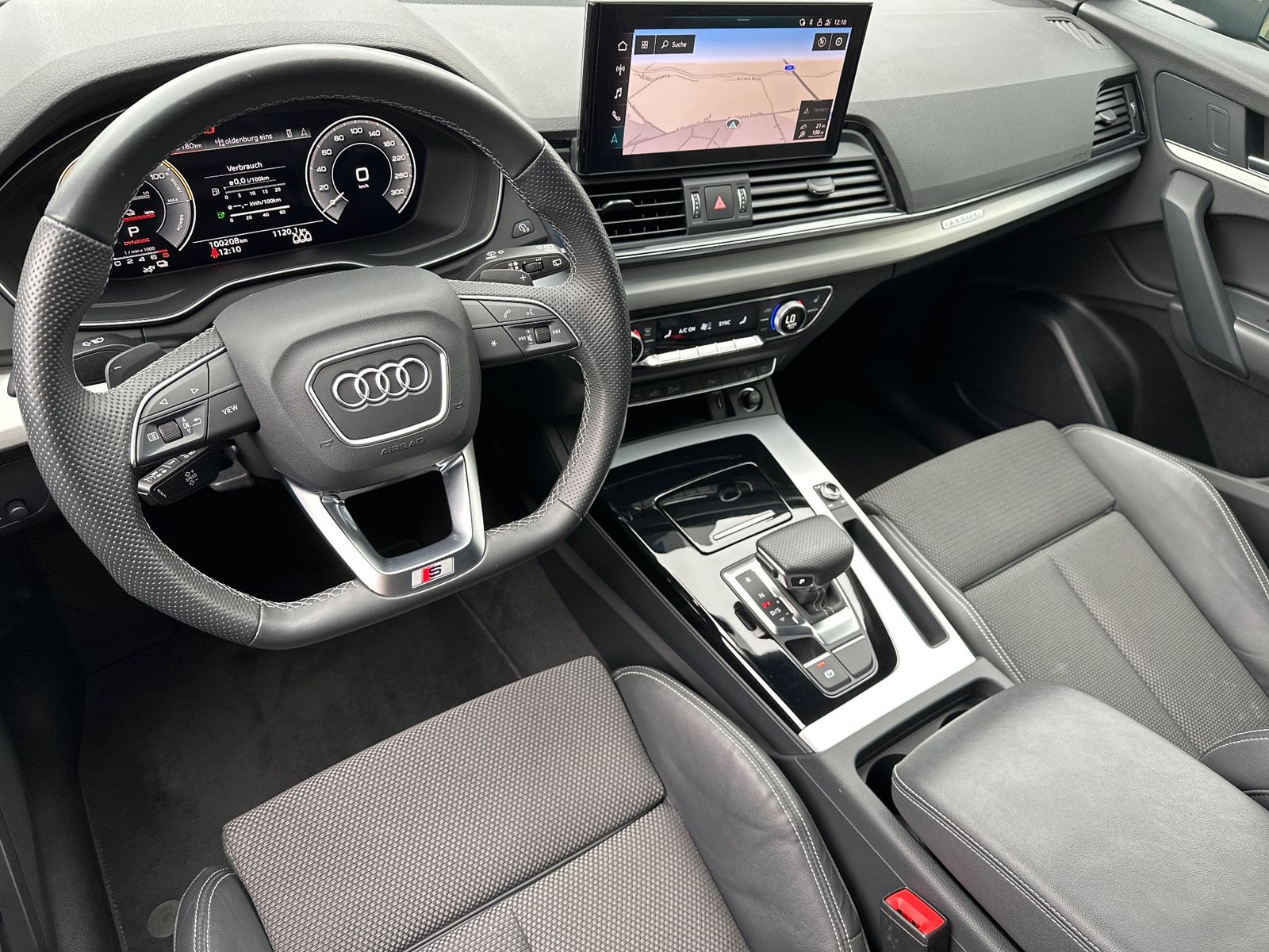 Fahrzeugabbildung Audi Q5 50 TFSI e Quattro S-Line NAV+LED+AHK+KAM