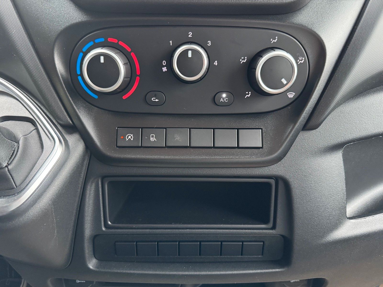 Fahrzeugabbildung Iveco Daily 35C14 A8 *R3.450mm*Automatik*Kamera*