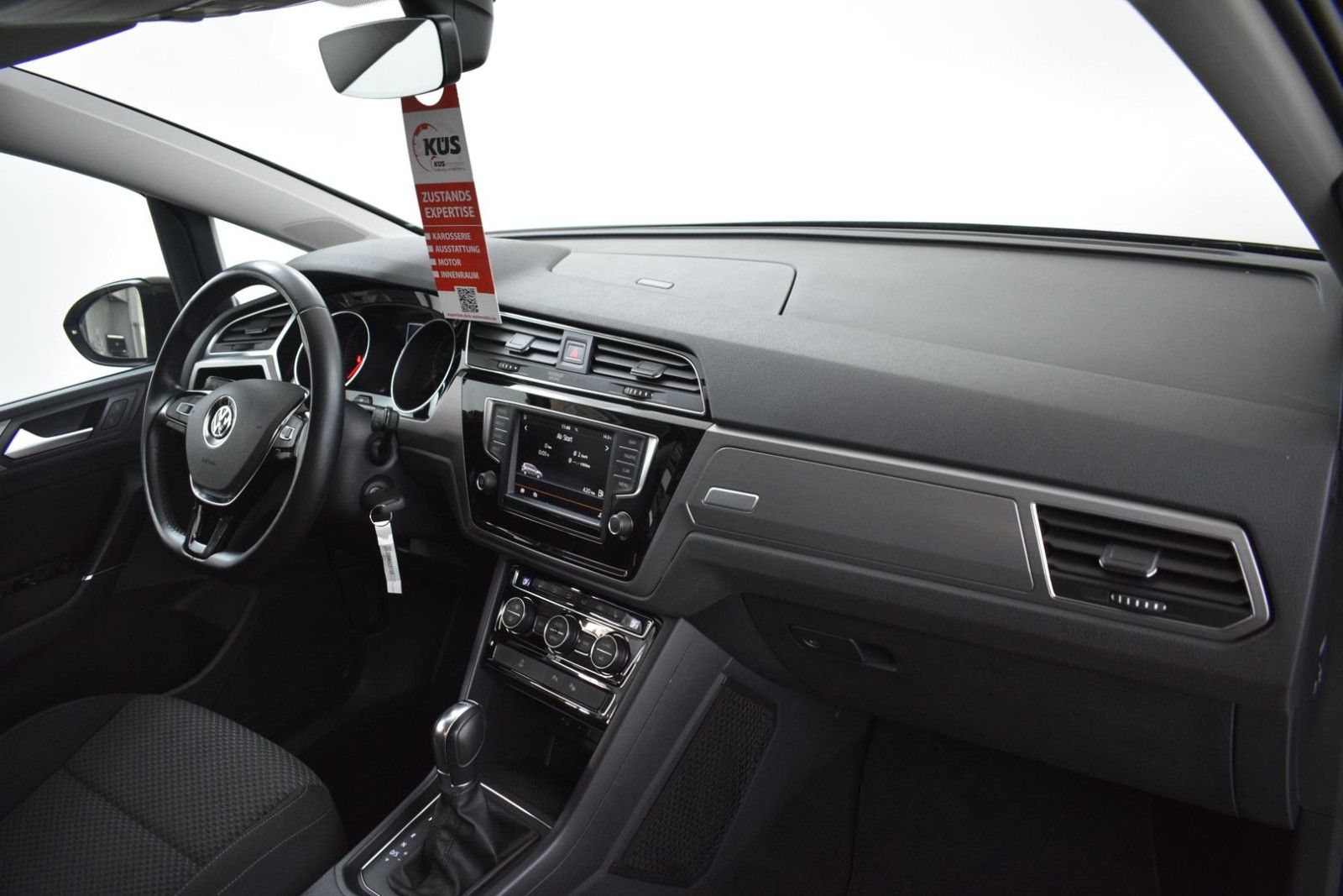 VW Touran 1.4 TSI Comfort 7SI+NAVI+LED+SHZ+ACC+AHK+ - Image 9