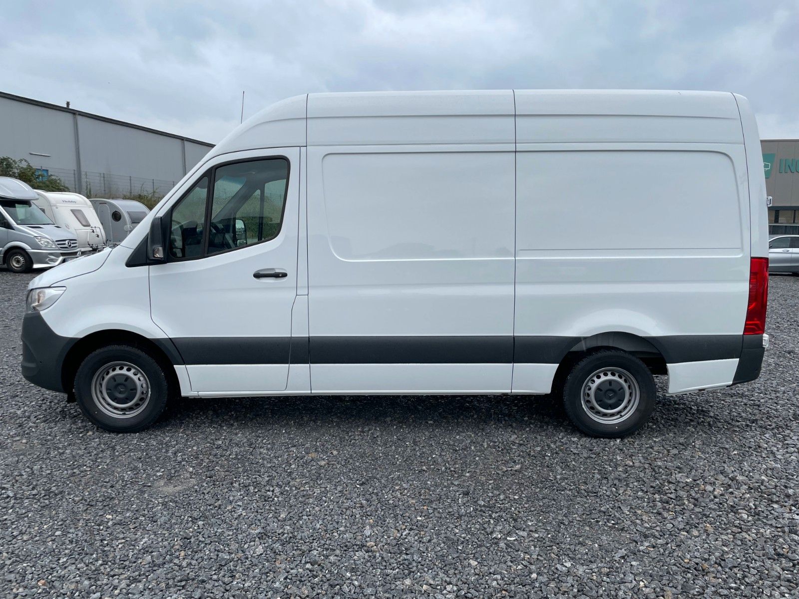 Fahrzeugabbildung Mercedes-Benz Sprinter III 317 CDI  MR Kamera