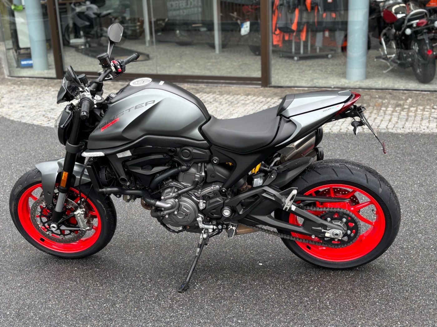 Fahrzeugabbildung Ducati Monster 950+