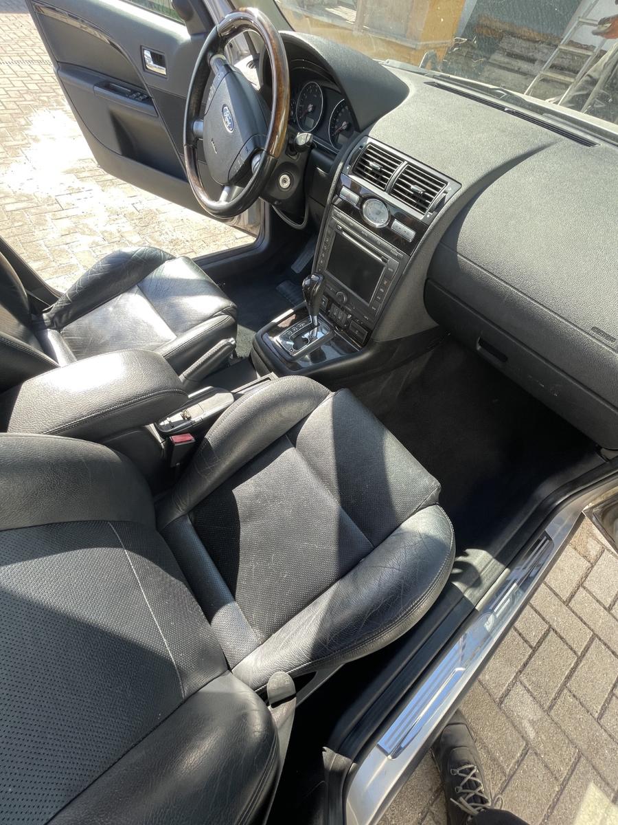 Ford Mondeo 2005 — photo 8