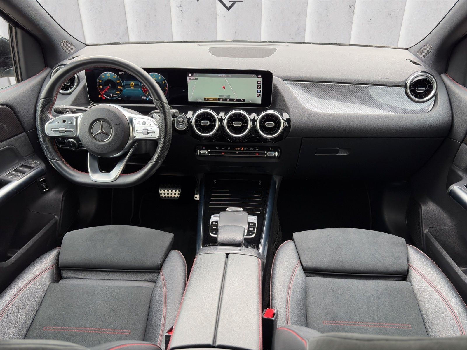 Fahrzeugabbildung Mercedes-Benz B 250 AMG Line*AHK*ViCo*SHZ*NAVI*LED**