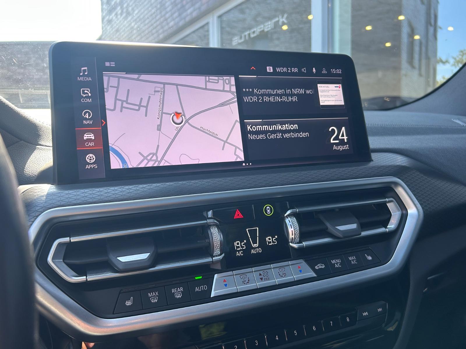 BMW X3 xDrive 20d M Sport PANO LASER ACC HUD AHK 20" — 31