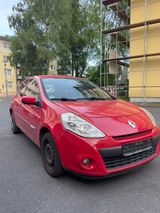 Renault Clio Authentique 1.2 16V Eco2 55kW Authentique - Renault Clio: 16v Authentique