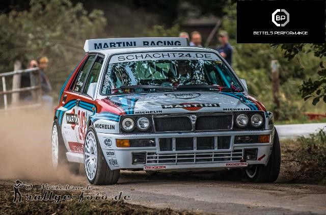 Lancia Delta HF Integrale Sedici Rennwagen/ Rallye