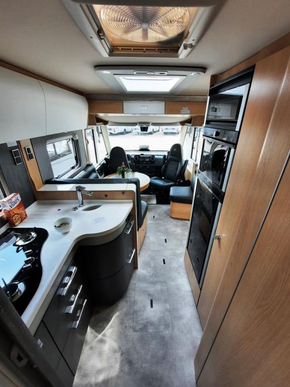 Fahrzeugabbildung HYMER / ERIBA / HYMERCAR B-Klasse ML I 780 BlackLine Verfüg./Sparen Sie 2