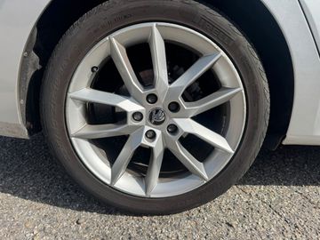 Skoda Octavia - 8