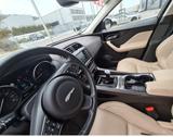 Jaguar F-Pace 20d AWD Prestige Prestige - Jaguar F-Pace in München