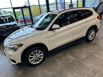 BMW X1 xDrive 20 d *HeadUp*Pano*AHK*Kamera*