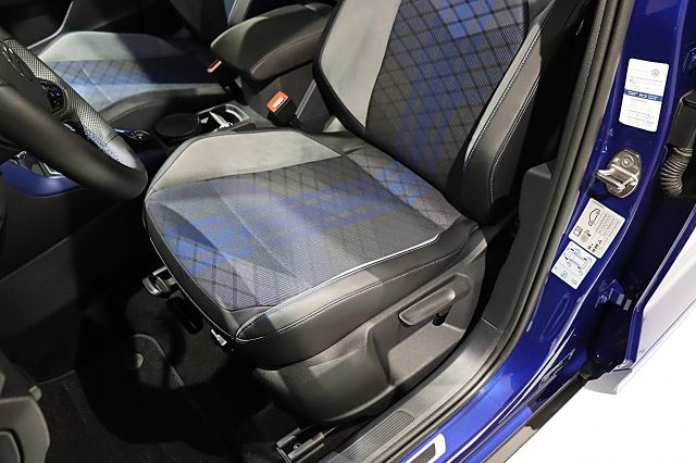 T-Roc R DSG 4M R-Performance-Abgasanlage Panoram