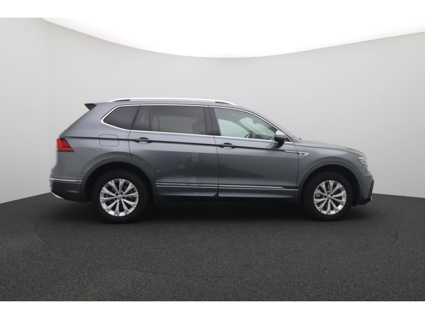 Fahrzeugabbildung Volkswagen Tiguan Allspace Highline R-Line AHK schwenkbar