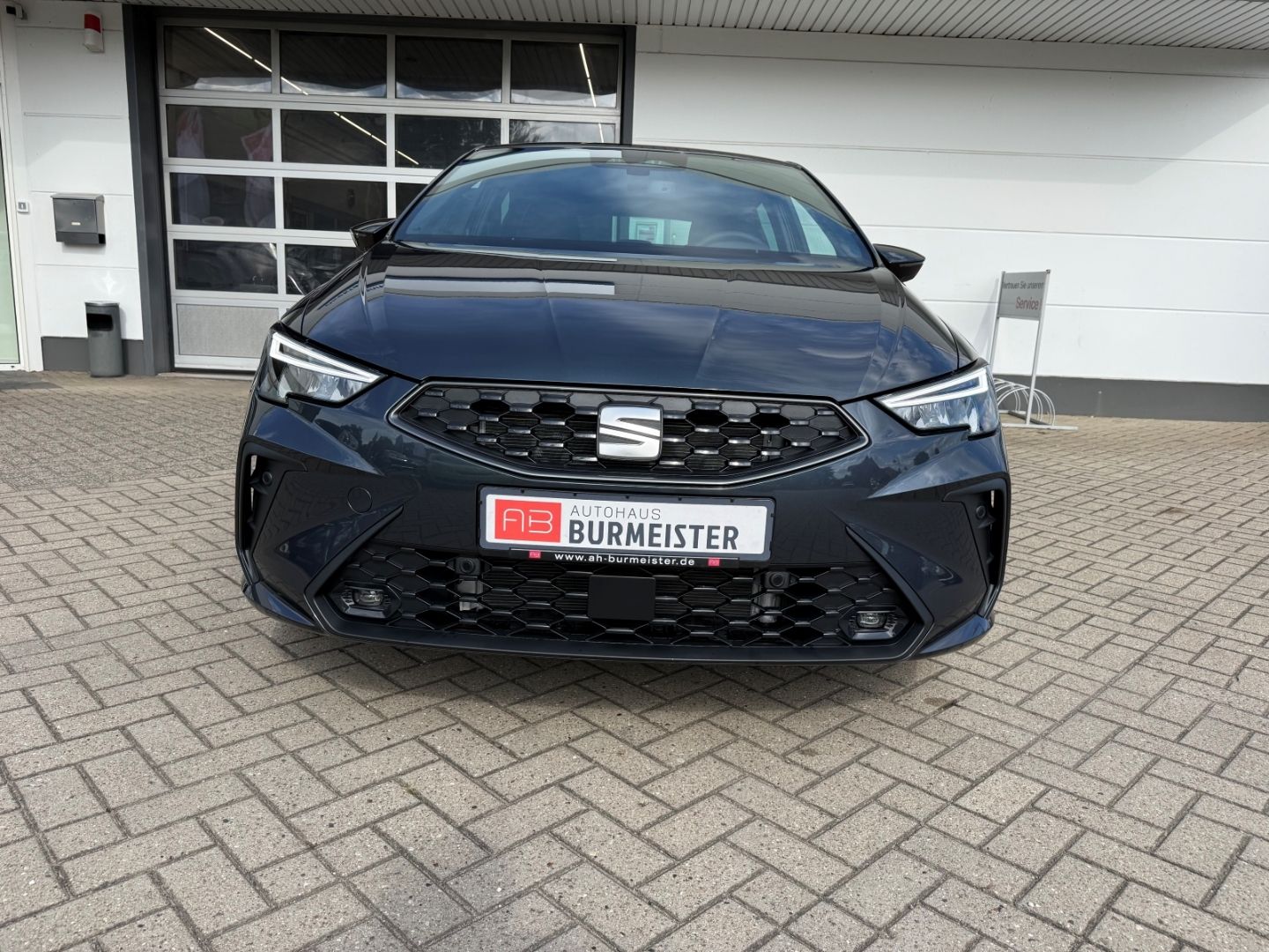 Fahrzeugabbildung SEAT Ibiza 1.0 TSI 85 kW FR DigiCo ACC LED ACC CarPla