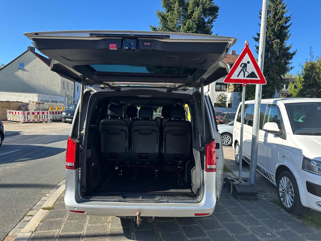 Mercedes-Benz V 220