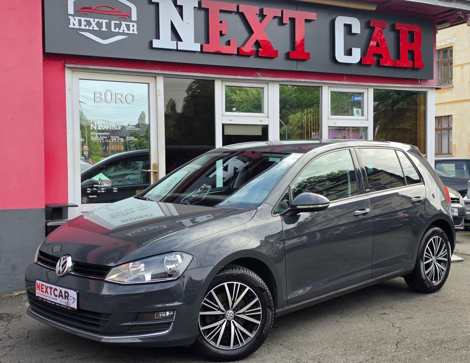 Volkswagen Golf VII 1.2 TSI Allstar|Navi|SHZ|EInparkhilfe|