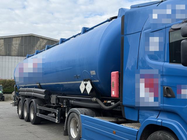 Spitzer Spitzer SK 2760 Silo ADR 3 Achse 60.000 Liter