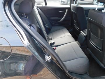 BMW 120 - 8