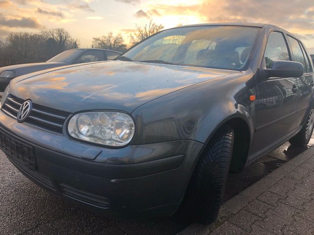 Volkswagen Golf 1.9TDI 81kW Auto Trendline 5 Türig Tüv01/26