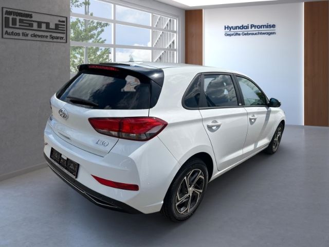 Fahrzeugabbildung Hyundai i30 Edition 30 Apple CarPlay Android Auto Mehrzo