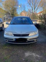 Renault Laguna Emotion 1.8 16V Emotion - Renault Laguna Emotion mit Benzin-Antrieb