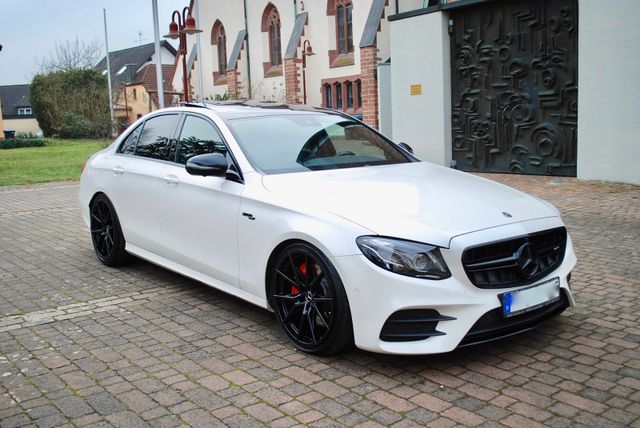 Mercedes-Benz E 450 4Matic /AMG E53 OPT/PANOR/20" ZOLL/GARANTI