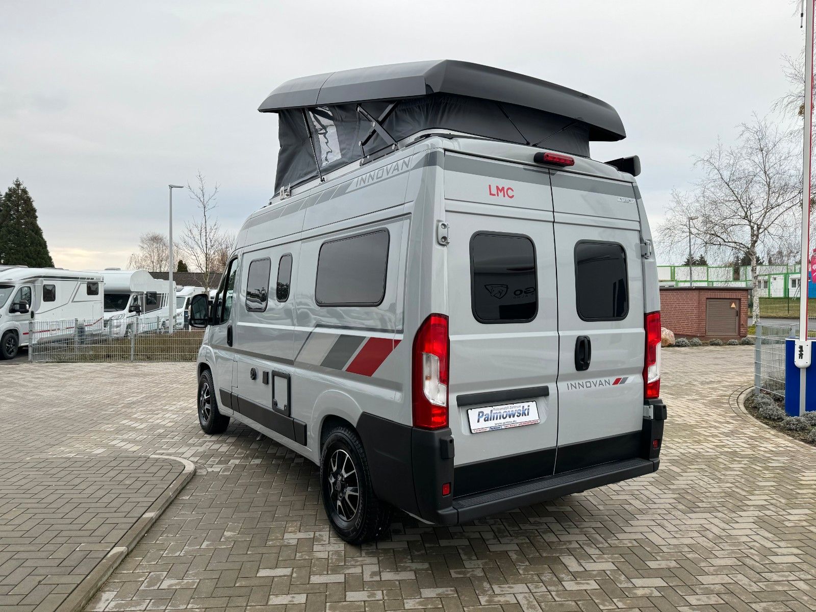 Fahrzeugabbildung LMC Innovan 540 Schlafdach - SALE! -