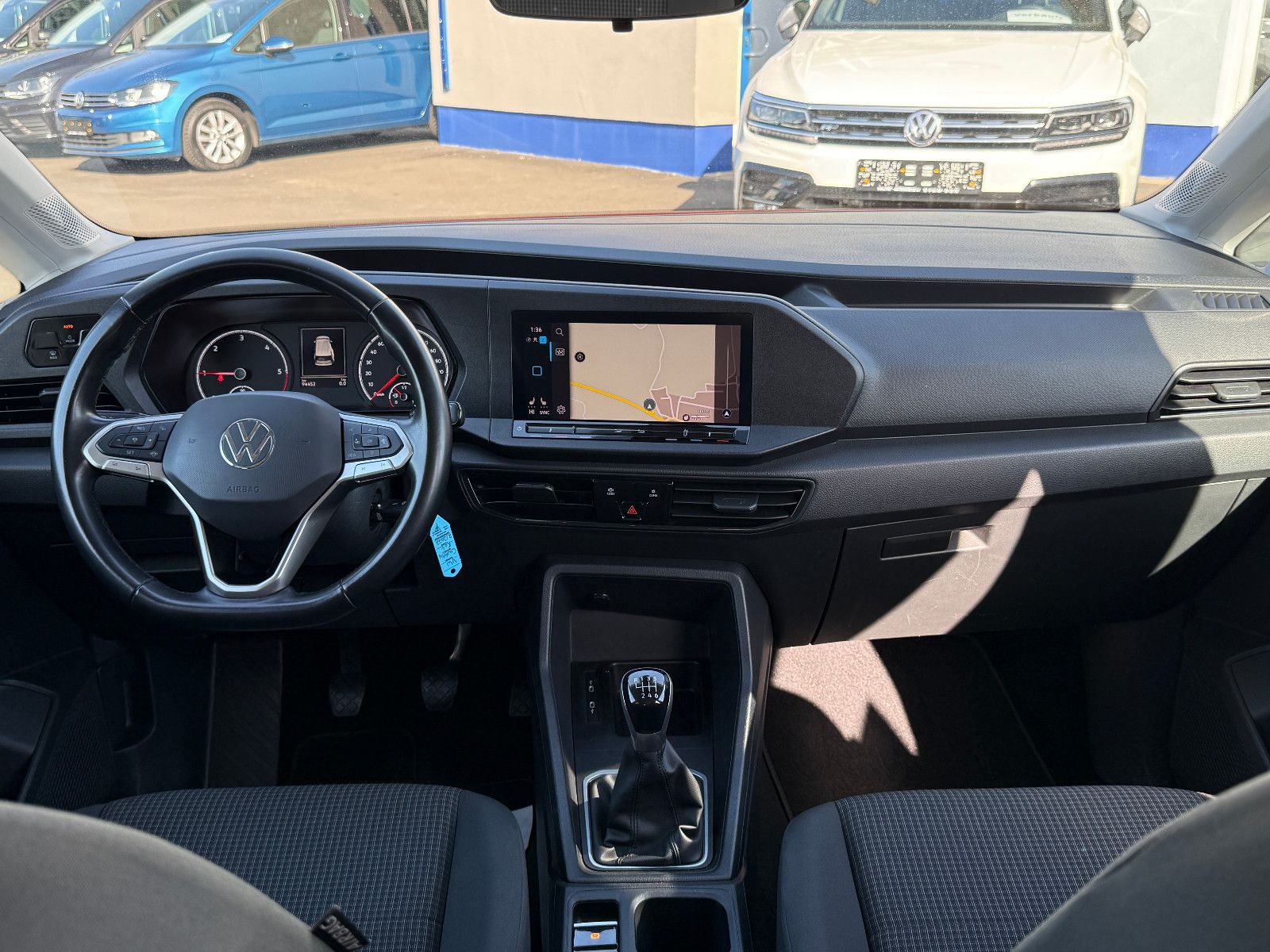 Fahrzeugabbildung Volkswagen Caddy 2.0 TDI ACC AHK DAB Navi PDC SHZ Winterpak