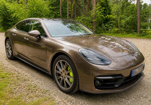 PORSCHE Panamera 4S E-Hybrid *Porsche approved 09.28*