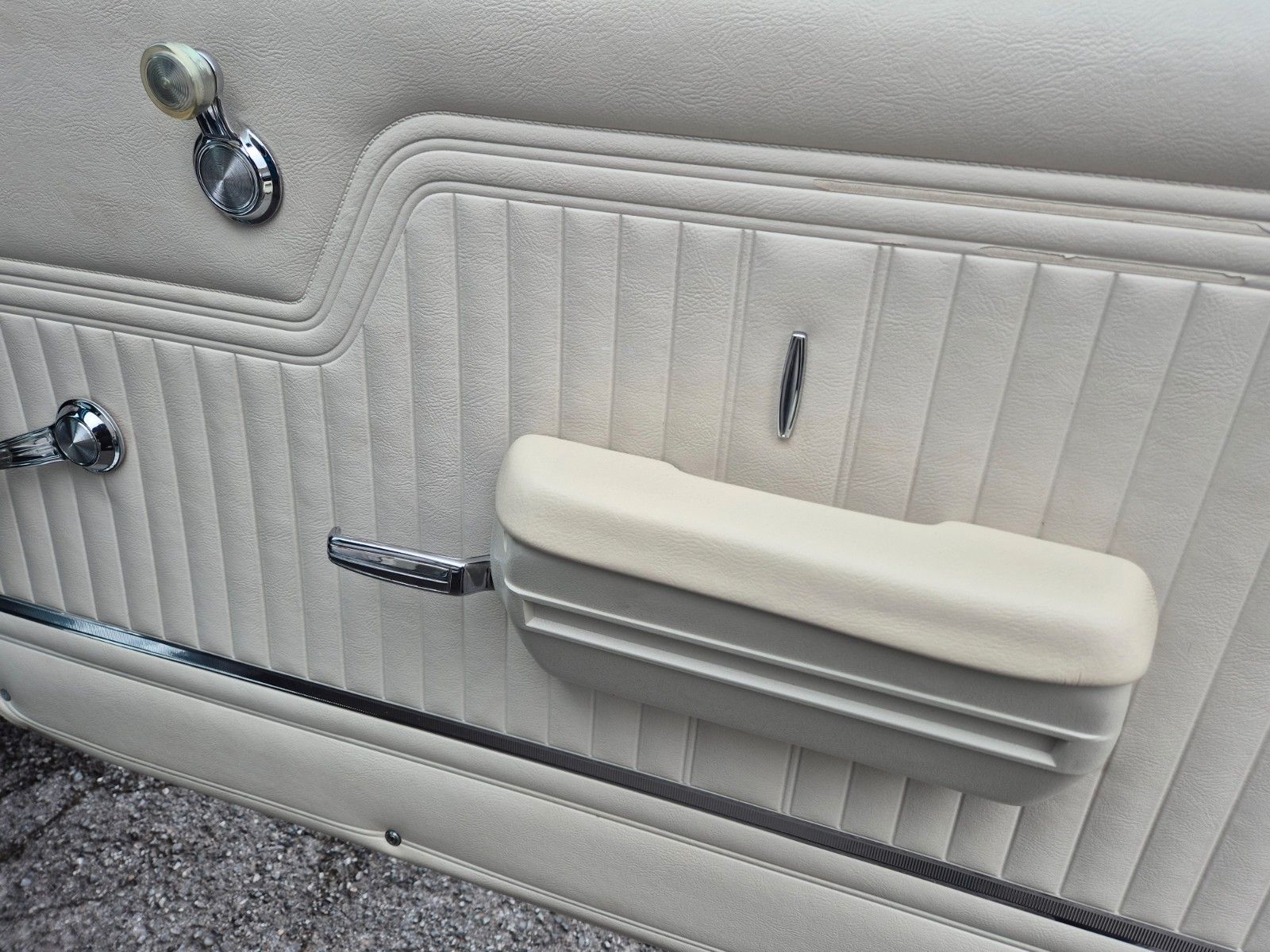 Fahrzeugabbildung Chevrolet El Camino/Geniale Farbgebung+Topzustand