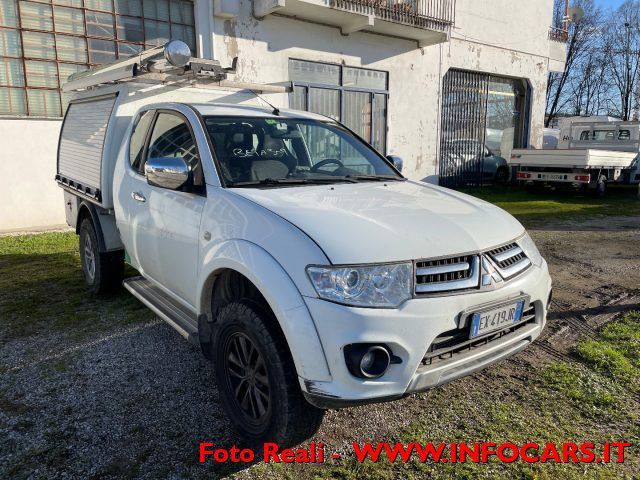 Mitsubishi MITSUBISHI L200 2.5 DI-D/178CV SC Inform DPF All