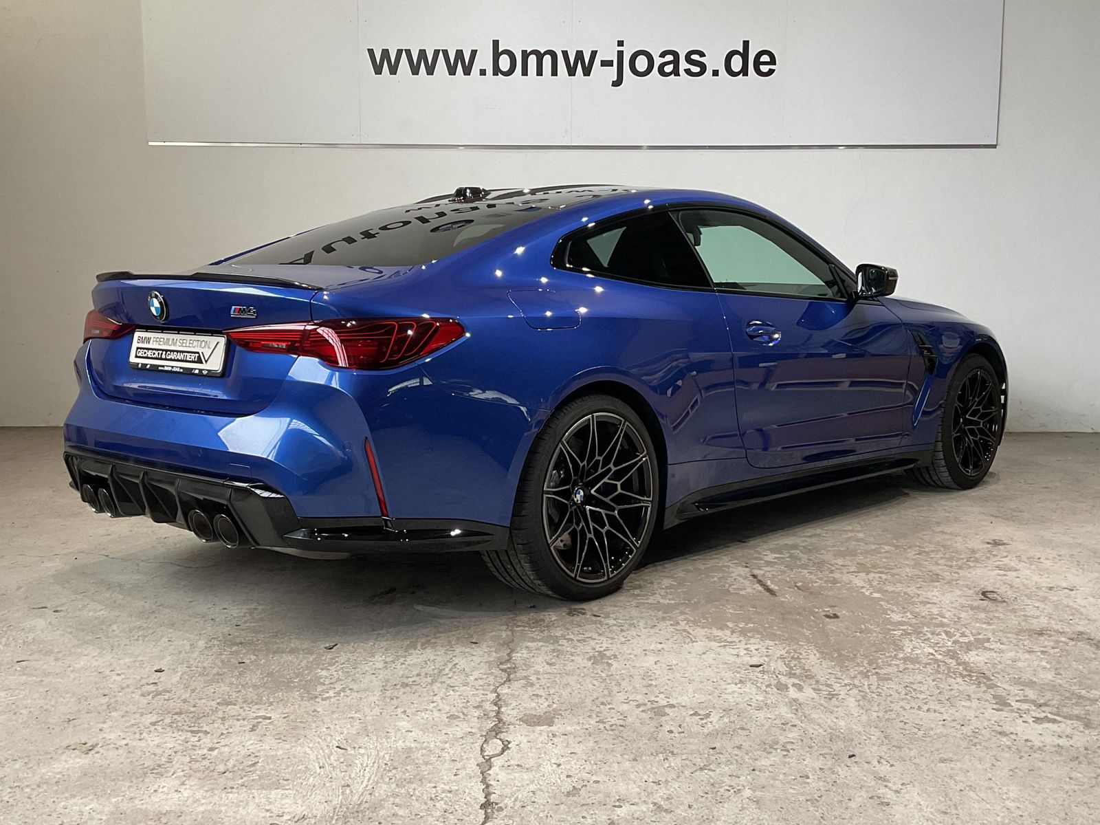 Fahrzeugabbildung BMW M4 Competition |M Sportsitze |M Carbon Exterieur