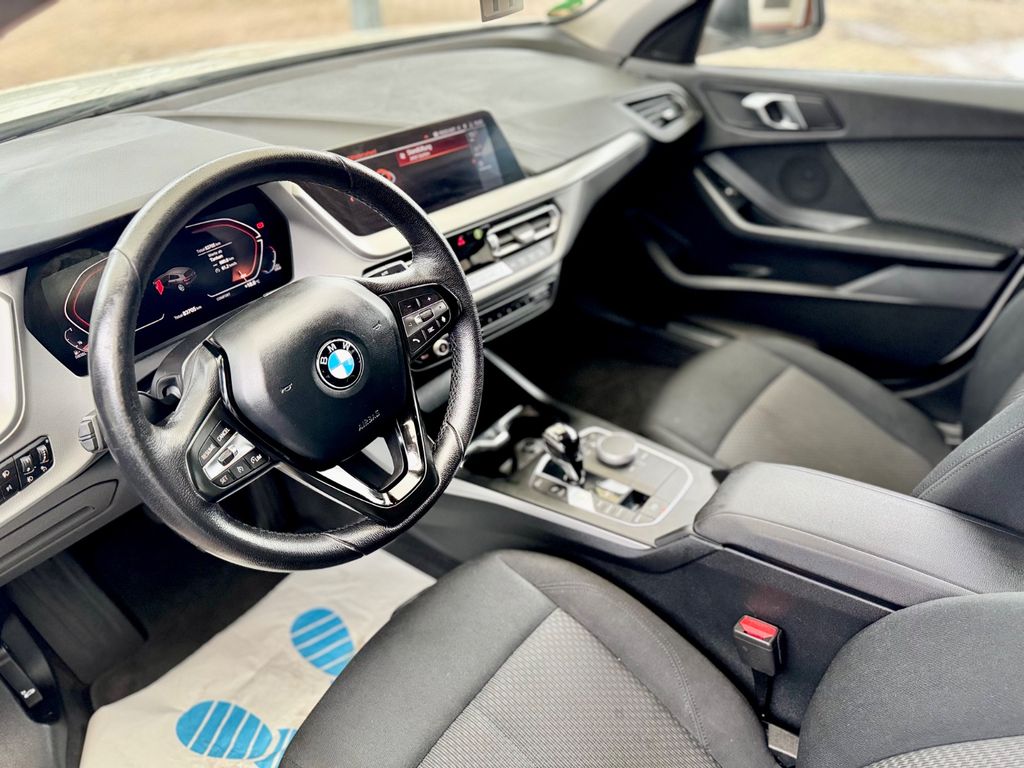 BMW 118 d Advantage Virtual LED | Navi | Shz | PDC – Ansicht 8