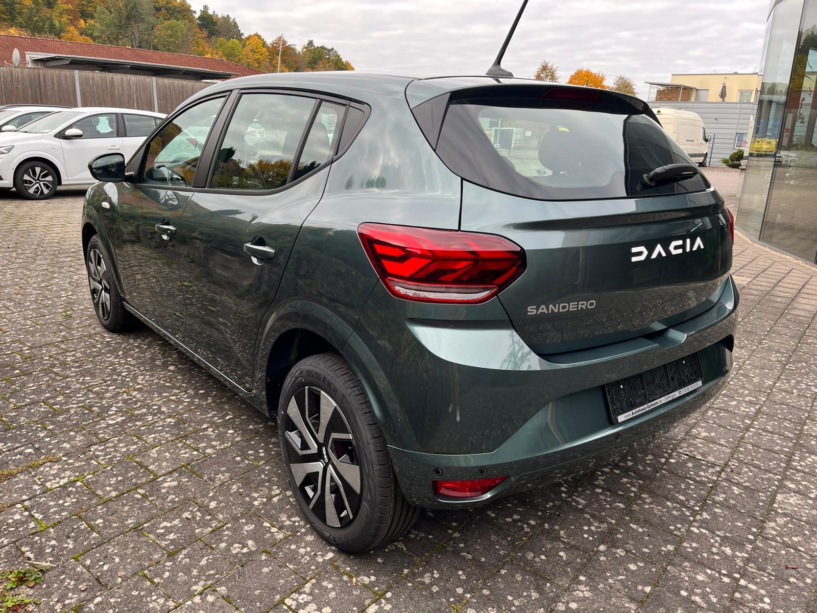 Dacia Sandero TCe 90 Expression+NAVI+KAMERA+PDC+AHK