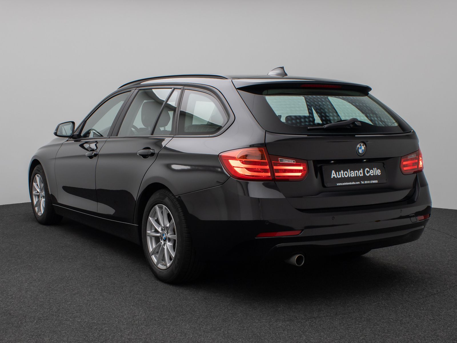 Fahrzeugabbildung BMW 320d Navi PDC Sitzhzg Xenon Geschwindigkeitsreg