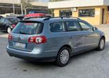 Volkswagen Passat 2.0 TDI 110CV DPF Comfortline - Volkswagen Passat aus 2009: Kombi