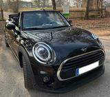 MINI Cooper Cabrio - Midnight Black metallic, Chili