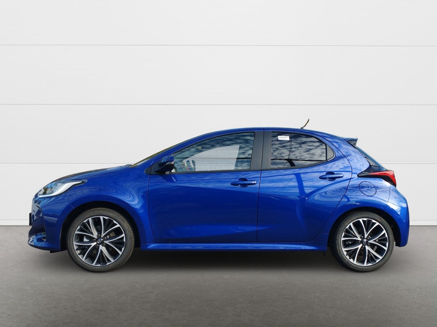 Toyota Yaris Teamplayer 1,5l Navi Digitales Cockpit LED imagem 3