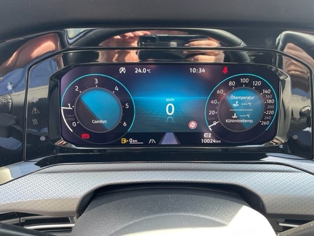 Golf VIII 2.0 TDI ACTIVE NAVI ''Harman Kardon''