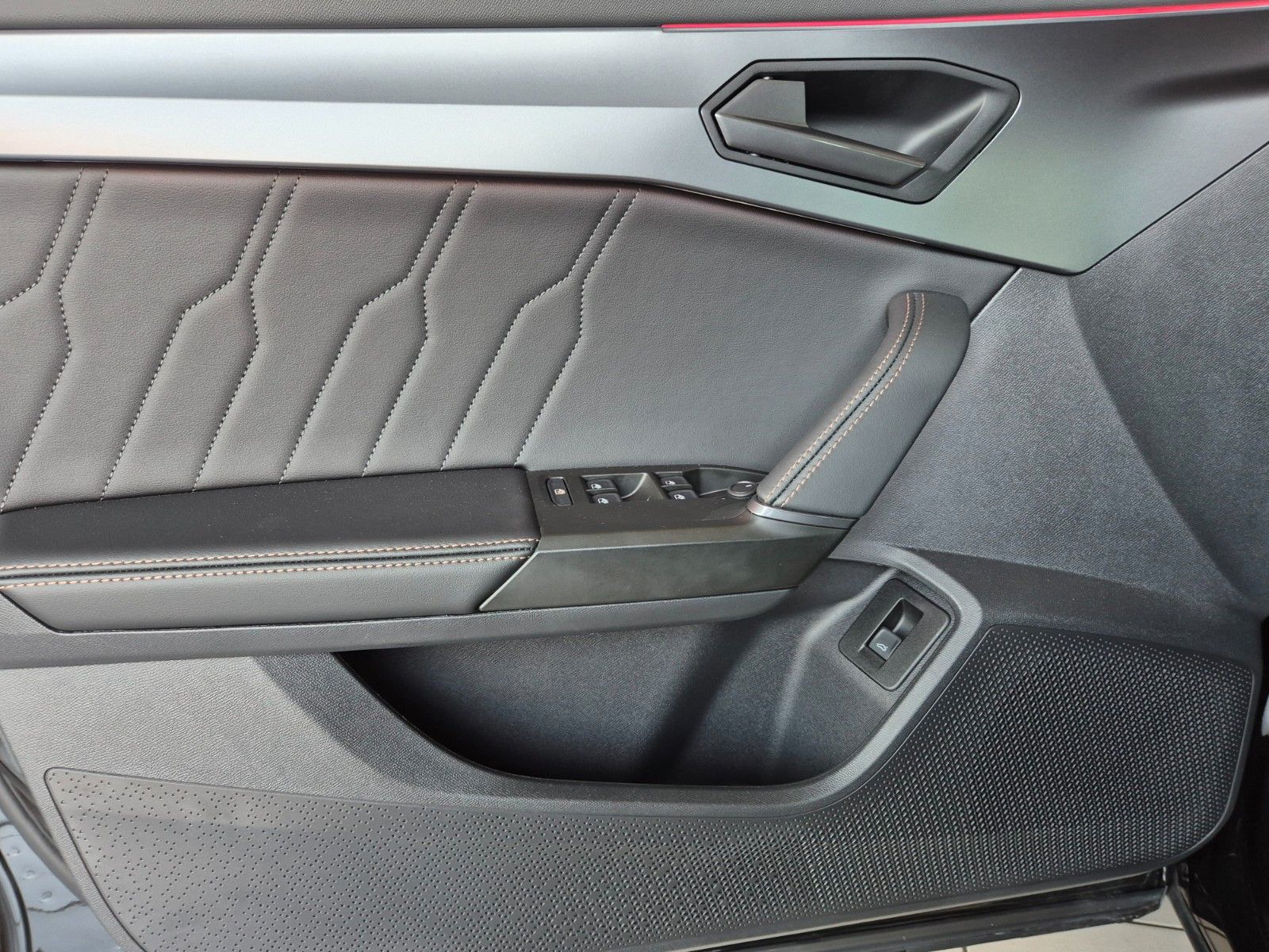 Fahrzeugabbildung CUPRA Formentor VZ5 BAT by ABT/One of 500/Neuwertig