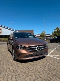 Image of Mercedes-Benz B 250