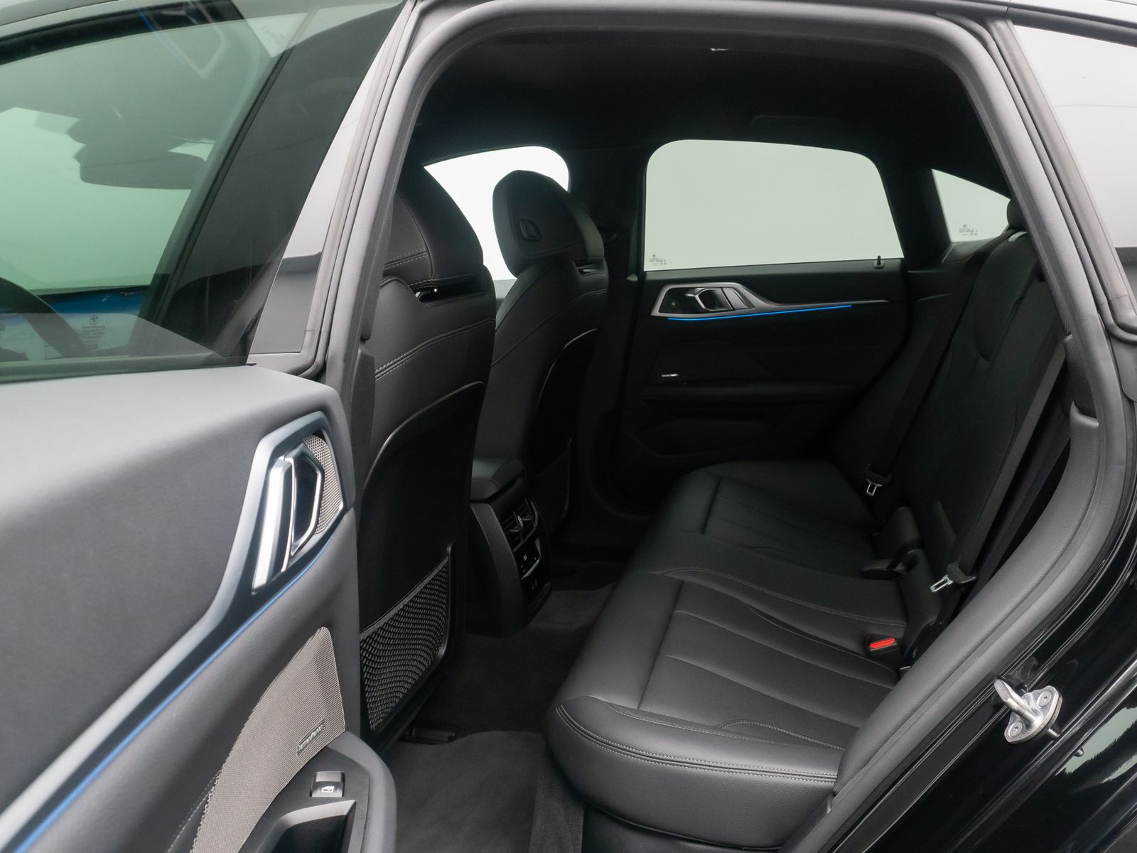 Fahrzeugabbildung BMW i4 M50 Gran Coupé 360°HUD DAB H/K ACC Komfort 19