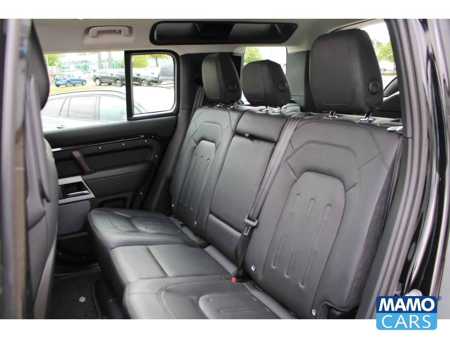 Land Rover Defender 110 D300 HSE/Black P. /AHK/Winter Paket