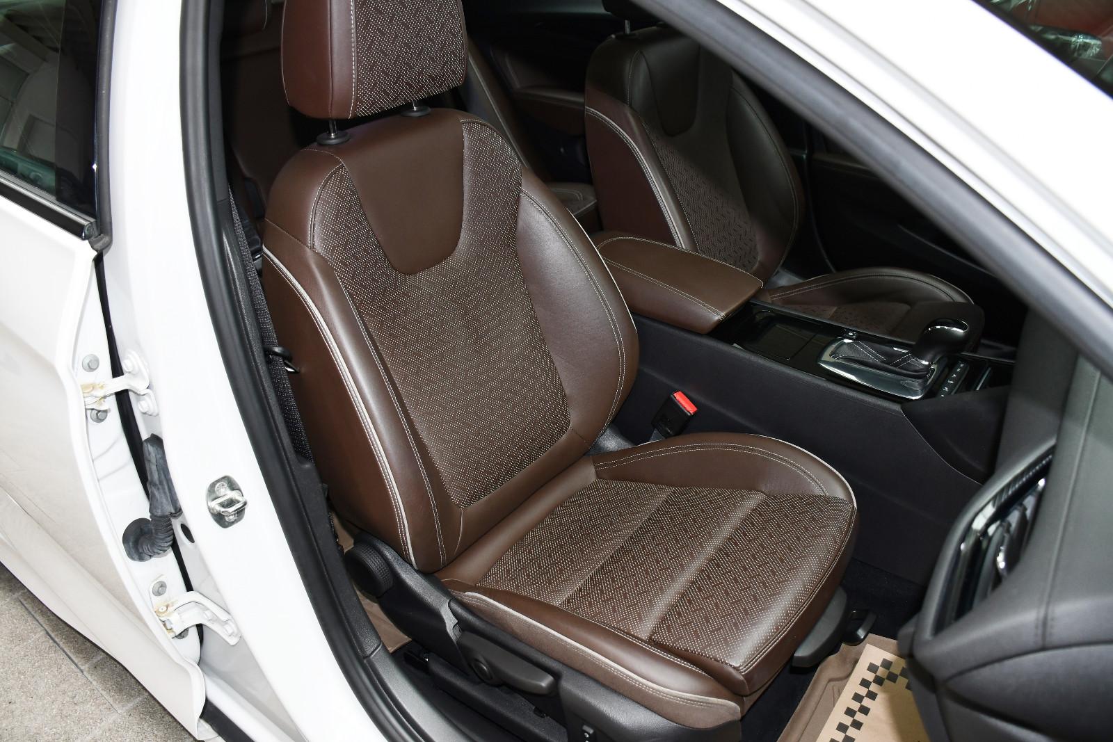 Opel Insignia B Grand Sport Innovation 4x4 OPC Ahk