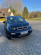 BMW i3 120Ah Wärmepumpe Navi Prof Driving Assist - gebrauchte BMW i3 aus dem Jahr 2020