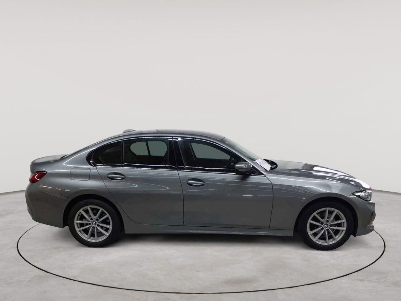 BMW 318d Aut. Navi SHz LED imagem 3