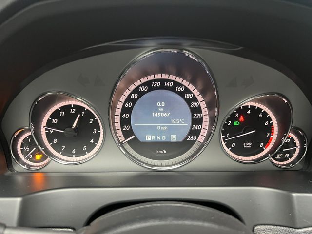 Mercedes-Benz E 200 Coupe BlueEfficiency,Automatik Pano,Navi