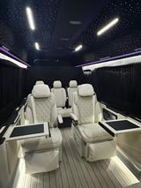 Mercedes-Benz Sprinter 319 CDI L 4x4/VIP/8+1/TV/EXCLUSIV SEATS - Mercedes-Benz Sprinter: Allradantrieb, Van
